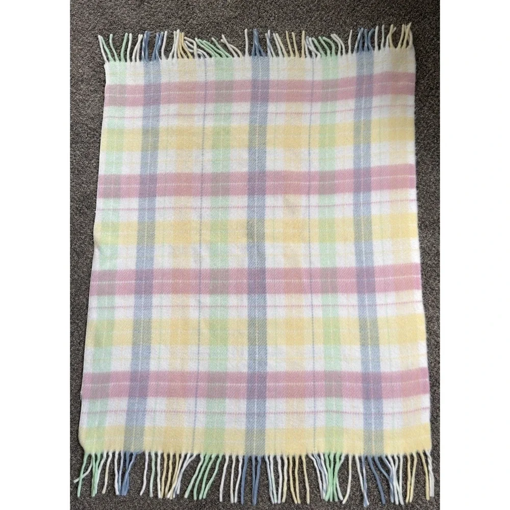 Vintage Baby Blanket Acrylic  Pastel Plaid‎ Thick Fringe Pink Blue Yellow Green